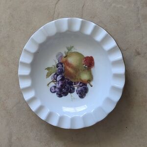 Vintage House Of Goebel 6" Plate Bavaria Germany Fruit Print